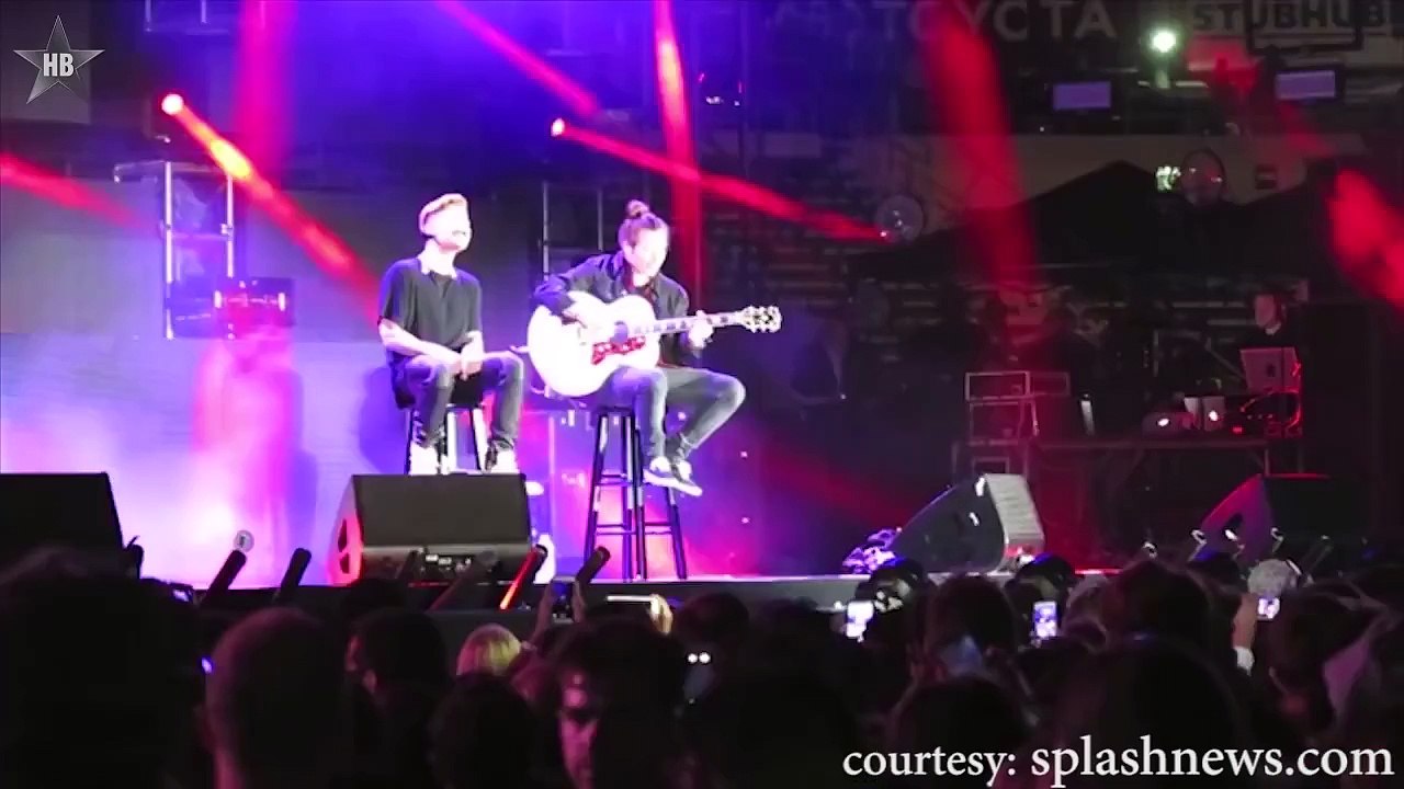 Justin Bieber Teases A New Song In Sexy Dancing Video