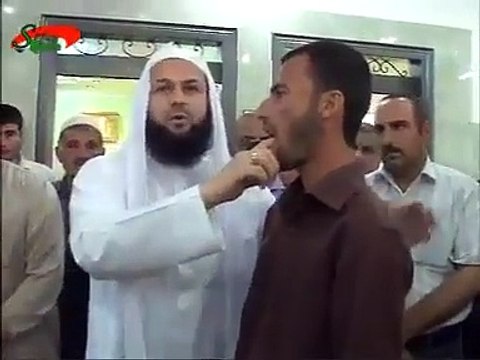 قرآن پاک کا معجزہ تو دیکھیں، دم کرنے سے ایک گونگا بولنے لگا۔