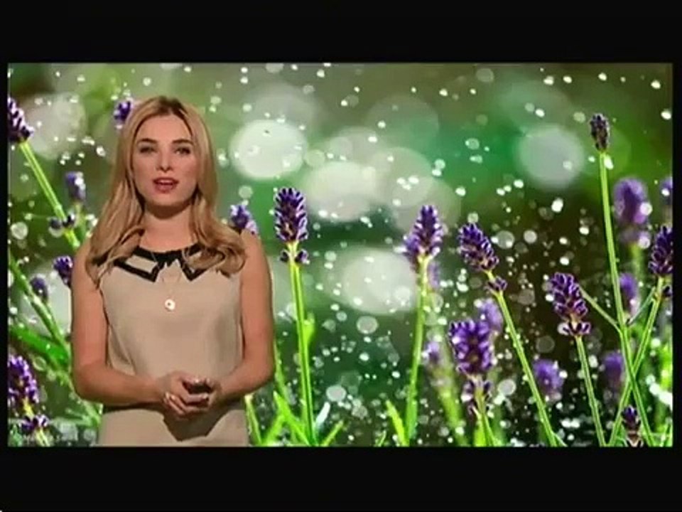 Sian Welby - Weather (Channel 5 UK) (15th October 2015)