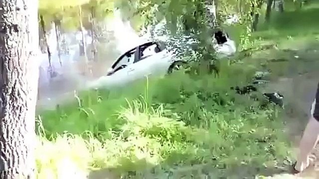 вода и автомобиль