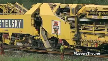 Amazing Railway Track Laying Machine