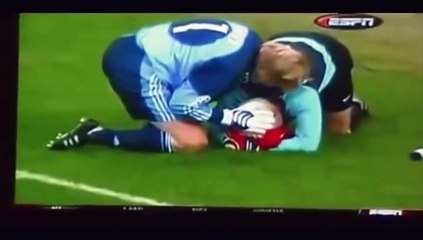 TOP 10 khoảnh khắc đẹp nhất trong bóng đá!