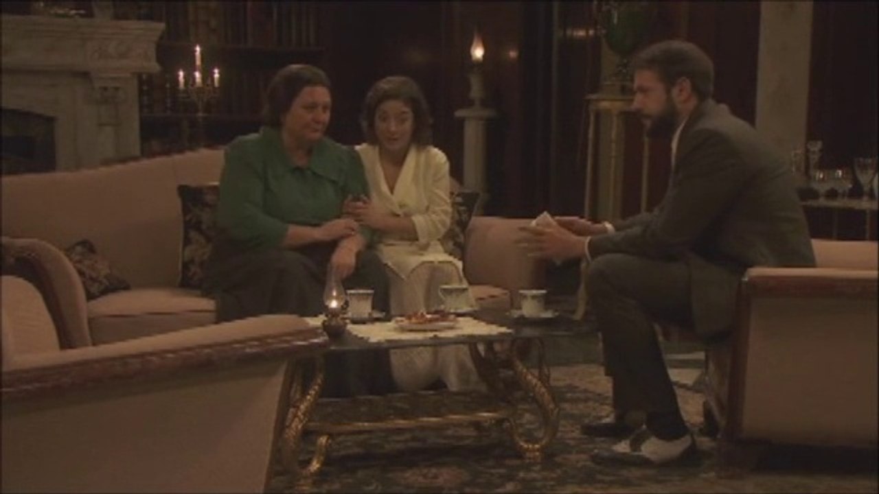 Tristán y Candela. Cap. 1182a86 - ¿Qué demonios le pasa a la pastelera?