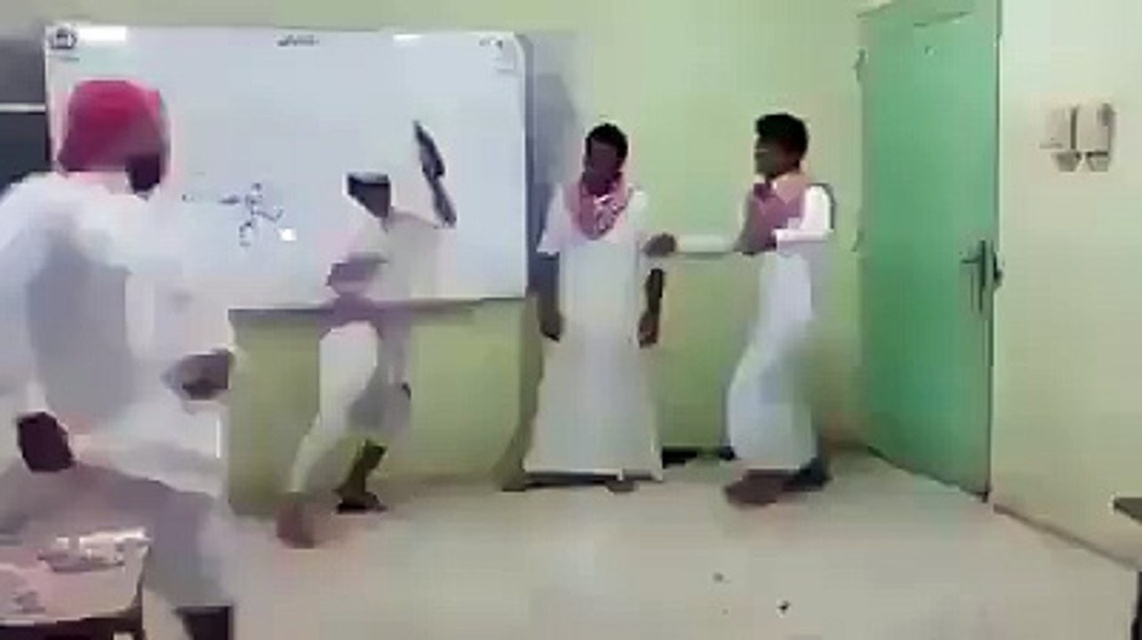 arabic funny dance