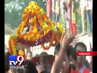 Take a look on Bahucharaji's 'Navlakha Necklace' worth Rs.150 crore, Mehsana - Tv9