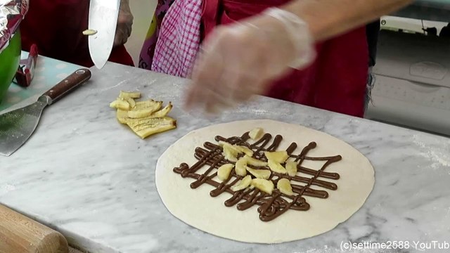 London Street Food. Italian Fried Pizza, Sweet Version with Nutella and Banana. Camden Lock Market