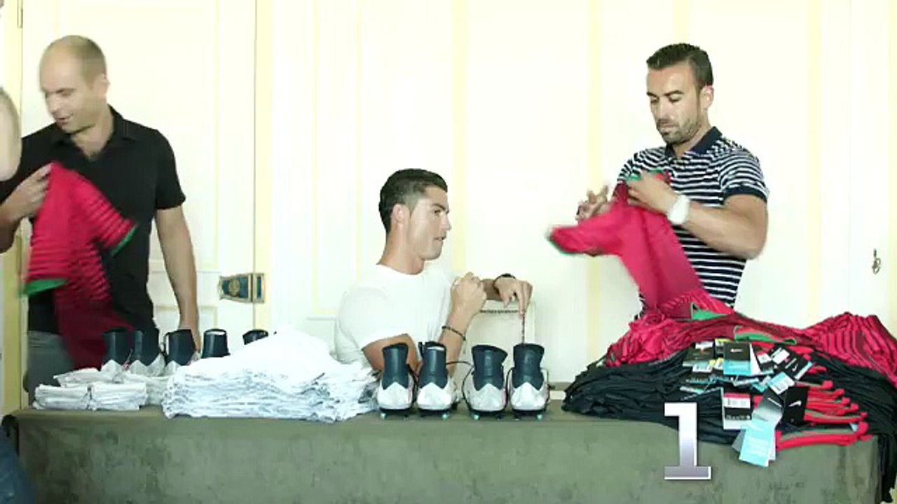 Ronaldo'dan imza rekoru!