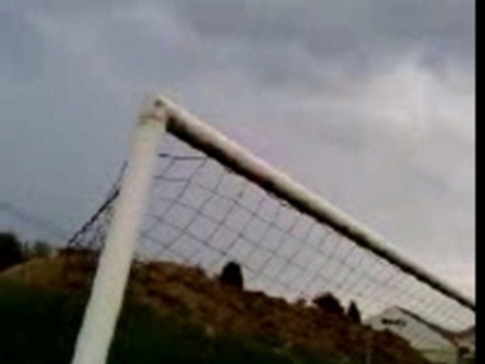 le foot au stade de la js flers