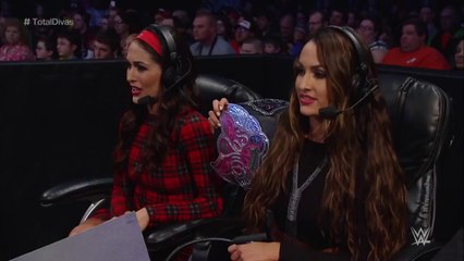 Paige vs. Summer Rae- SmackDown, February 12, 2015