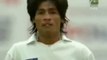 Mohammad Aamir Abusing Umar Akmal After Drop Catch