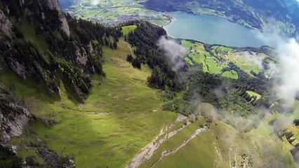 A unos centímetros de la muerte: Un paracaidista graba un impresionante video en los Alpes