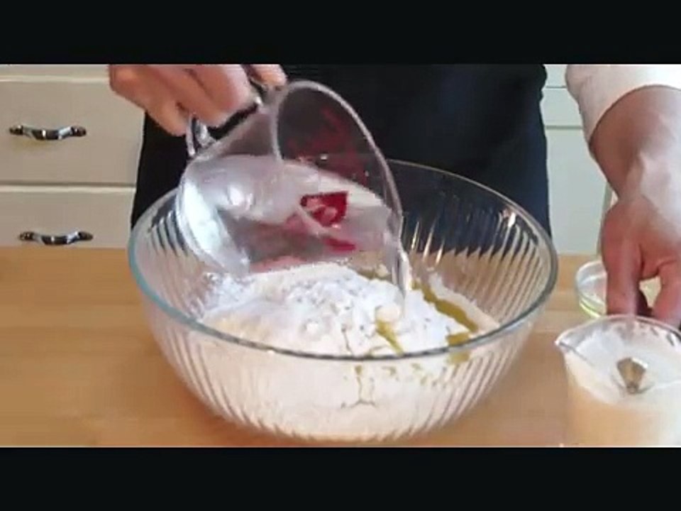 Online Learn that How to Make Pizza Dough -- very easy way