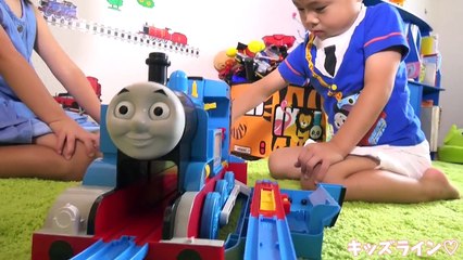 プラレール トーマス あそべるエンジン！ビッグトーマス おもちゃ