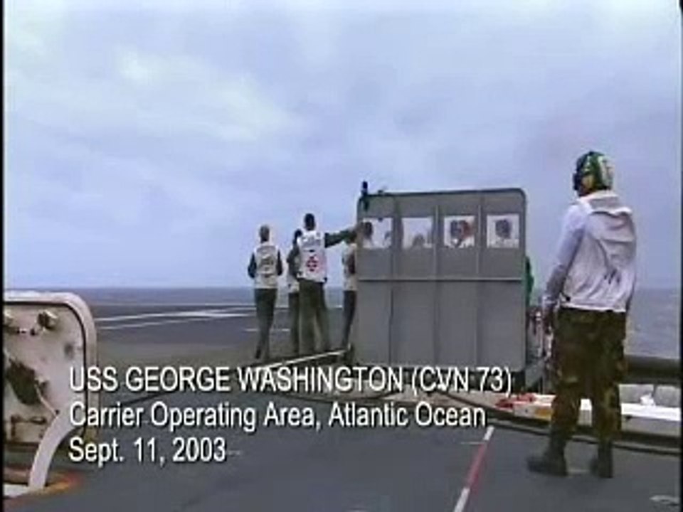 F18 Hornet Accident while landing on aircraft carrier-1c0lfwxRpj0