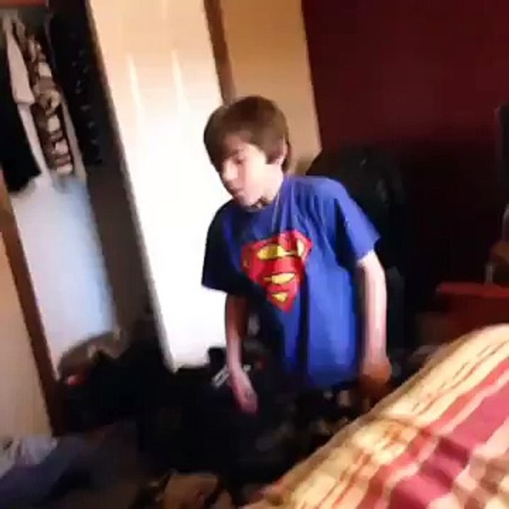 Kid gets mauled by cat (vine)