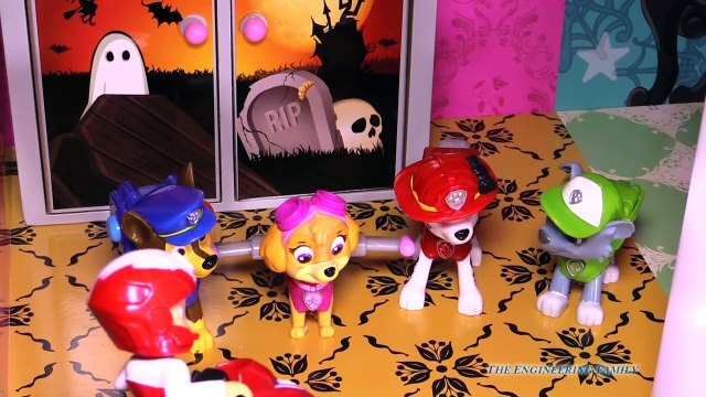 PAW PATROL Nickelodeon Paw Patrol Scares Rubble a Paw Patrol Video Parody