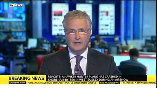 Plane Crashes At Shoreham Airshow 20 Dead, Hawker Hunter Crash at West Sussex A27 22/8/201