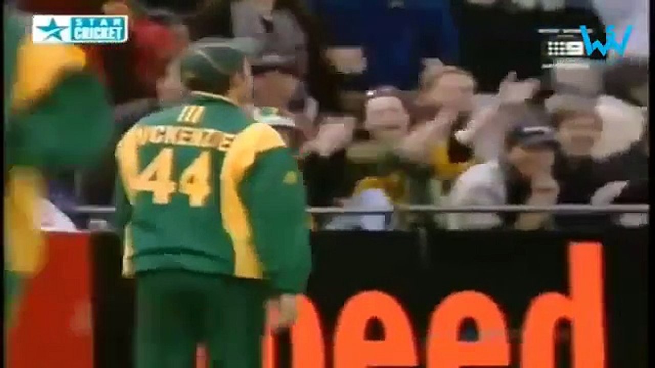 Funniest moments in cricket ever