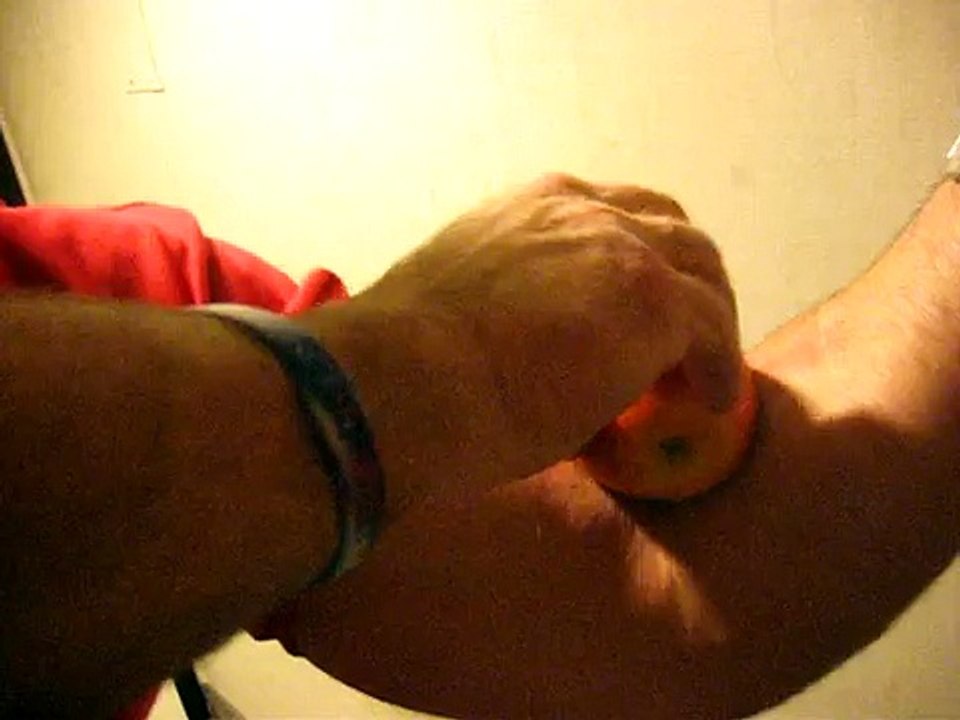 Apple Crush - Bodybuilding motivation