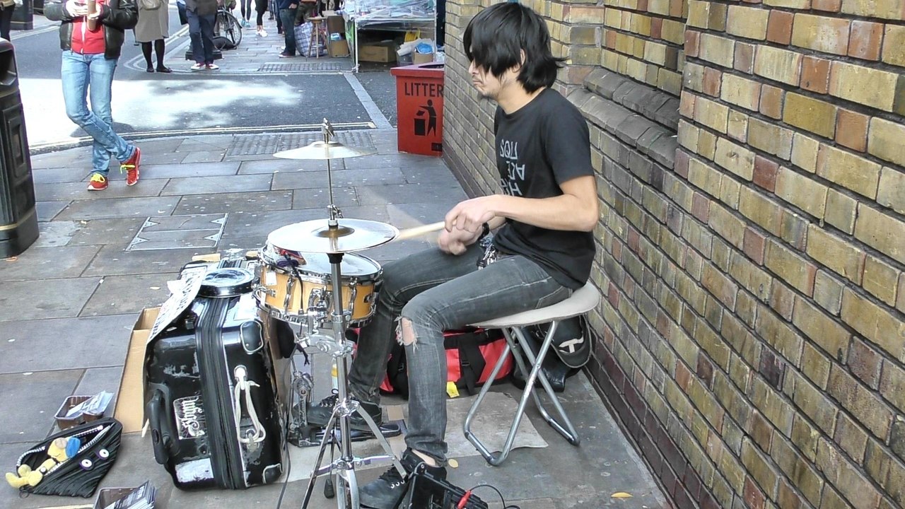 Drummer From Japan Uses a Suitcase as a Drum !  Seen in Brick Lane, London