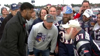 Nate Burleson vs. Santa Gronk