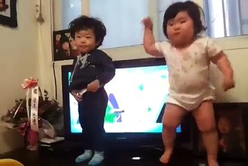 Korean babies dancers... So cute and talented toddlers! - Video Dailymotion