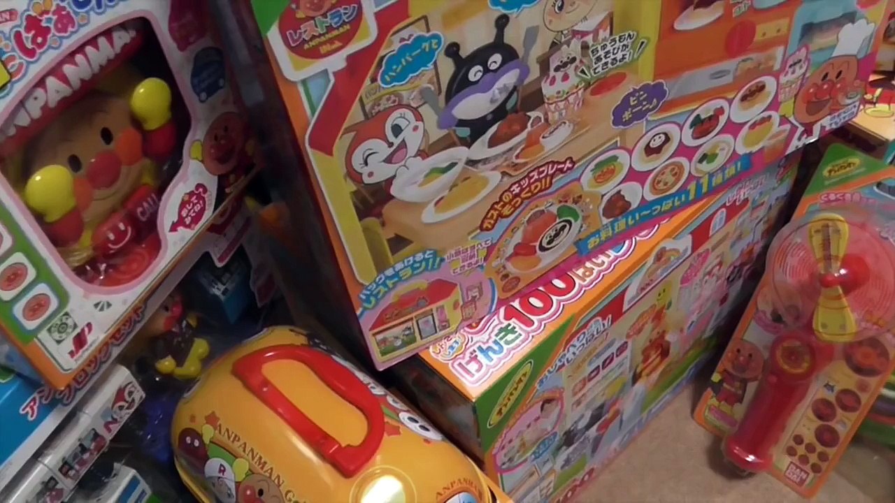 アンパンマン おもちゃ アンパンマン号のラジコン - Dailymotion Video
