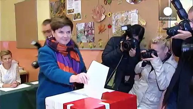 Polónia: Conservadores podem vencer eleições