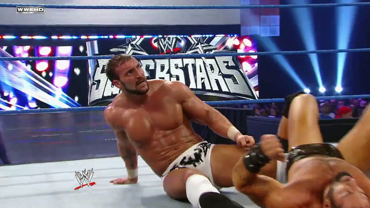 WWE Superstars: Chris Masters vs. Tyler Reks
