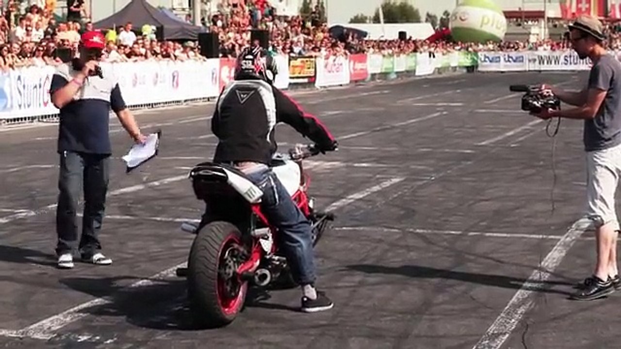 STUNTER 13 - 1st PLACE PLUS STUNT GRAND PRIX