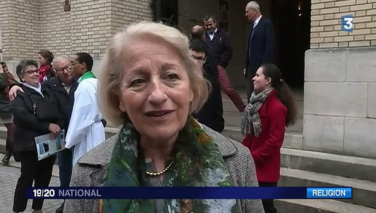 Le rapport du synode sur la famille remis au pape François