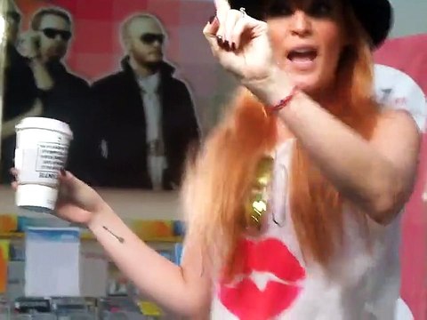 Jeans en firma de autografos 2