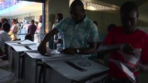 Haitianos votan en decisivas elecciones presidenciales