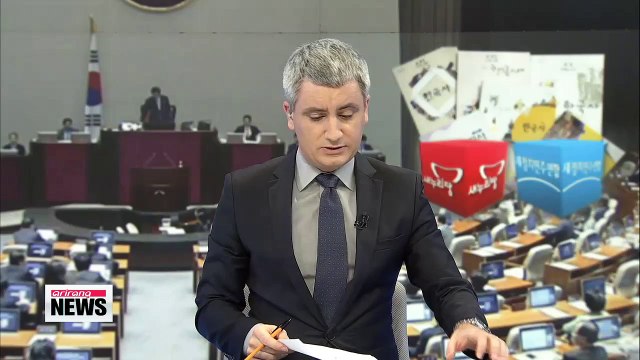 Political row heats up over history textbook