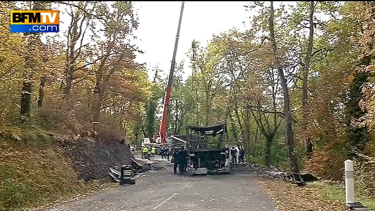 Collision de Puisseguin: opérations d'enlèvement des épaves