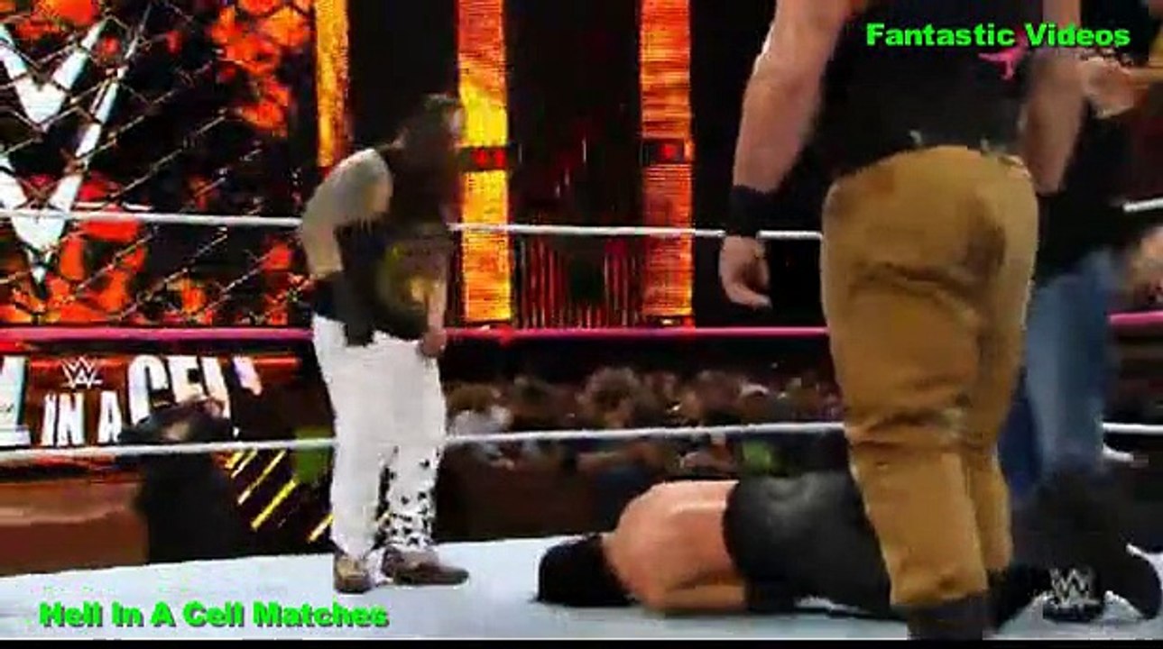 The Bray Wyatt Family Attack On Undertaker HIAC Match 25, Oct, 2015 On Fantastic Videos