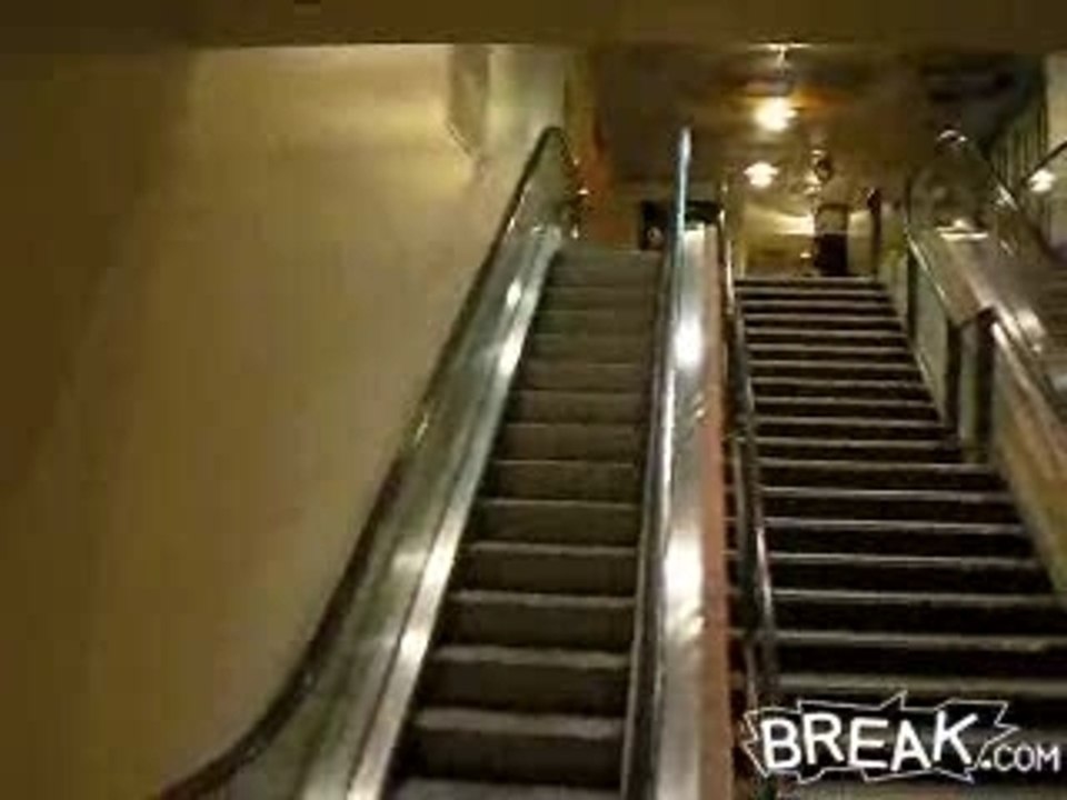 Descente d'escalator