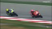 Motorcycle Rider V.Rossi kicked out opponent during Race!!