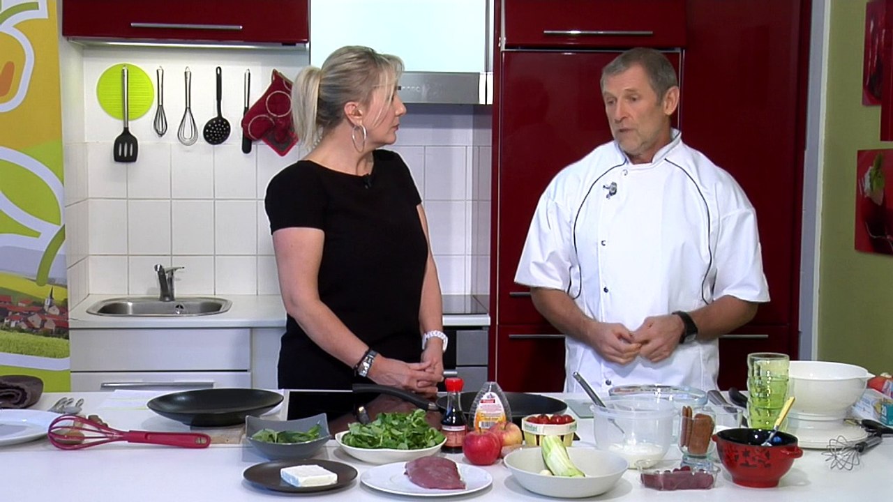 Mirabelle Gourmande - Jacky Locks, chef de choeur des 2 000 choristes