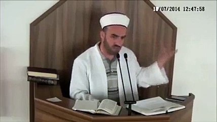 Hindistanda bir kadın, köpeğiyle evlendi! - Funny videos - Komik videolar