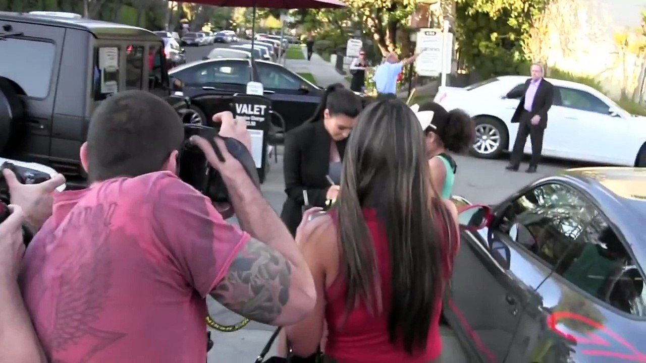 Pregnant Kim Kardashian Spends The Day Shooting For Television