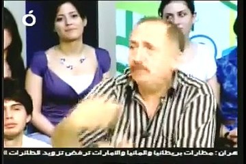 ارادت أن تسخر من الشعر ف اسكاتها الحاصل يعطيه الصحة