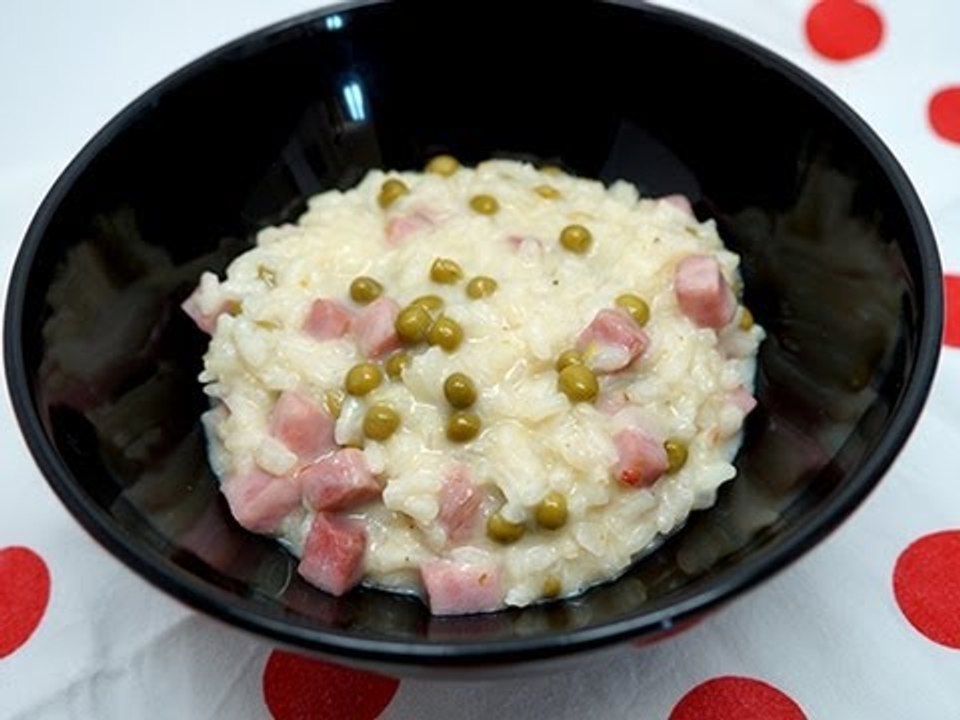 Recette facile et rapide de risotto au jambon, petits pois et mascarpone - Clickncook.fr