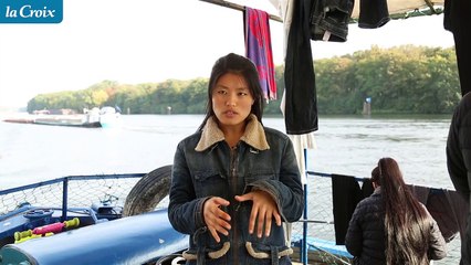 Accueil des migrants: sur la péniche "Je sers", on apprend à vivre ensemble