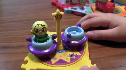 アンパンマン　くるくるゆめランド　Anpanman Spinning Dream Land