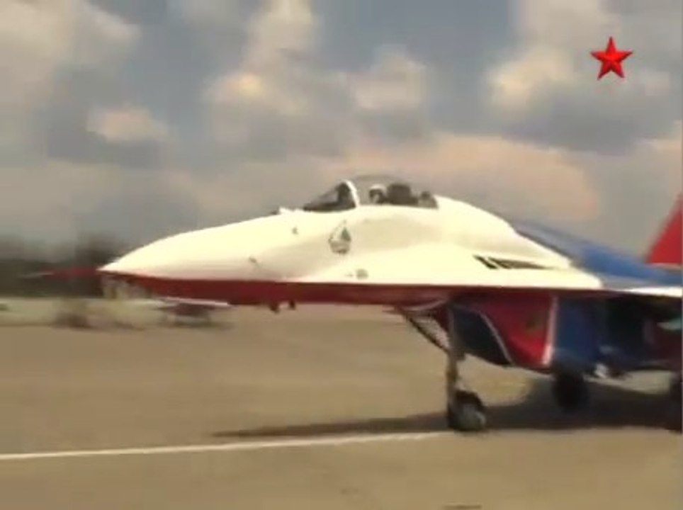 Истребитель МиГ-29. www.voenvideo.ru