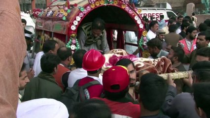 Séisme au Pakistan: afflux de blessés à l'hôpital de Peshawar