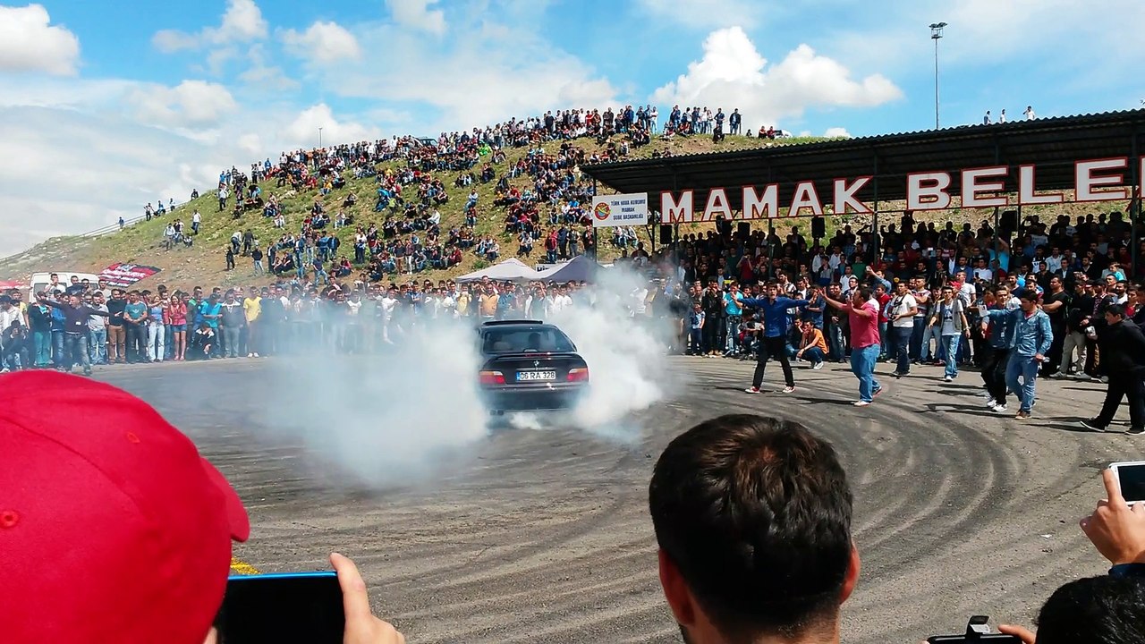 06 ra 328 Bmw E36 3.28 Coupe Drift Show BMW meeting