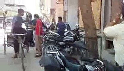 [FOOTAGE] Earthquake in New , Delhi l 26 Oct 2015