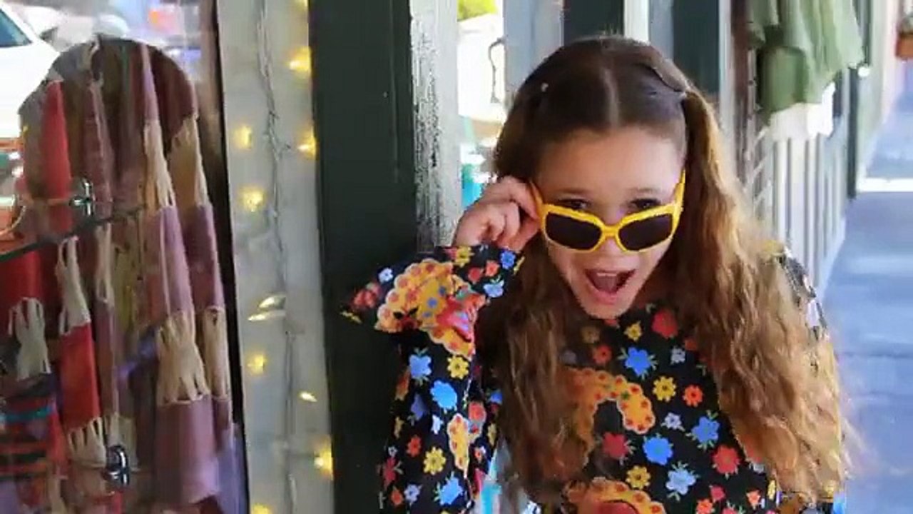 Mark Ronson - Uptown Funk ft Bruno Mars (Haschak Sisters Cover)